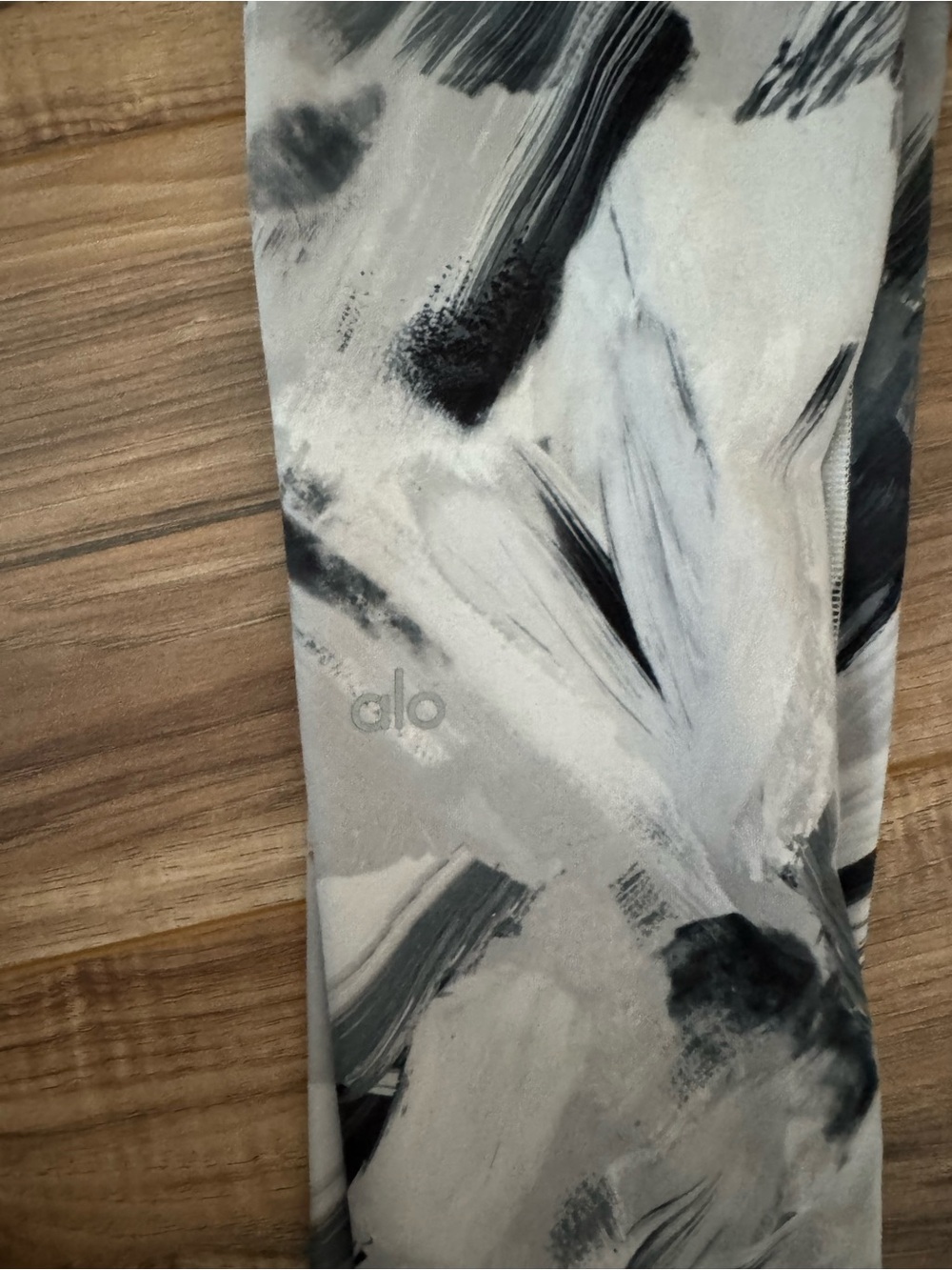 Alo Brushstroke Grey & Black Leggings
